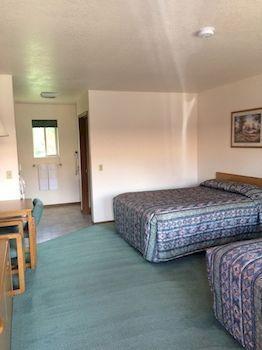 Mini Golden Inns Motel Hungry Horse Exterior foto